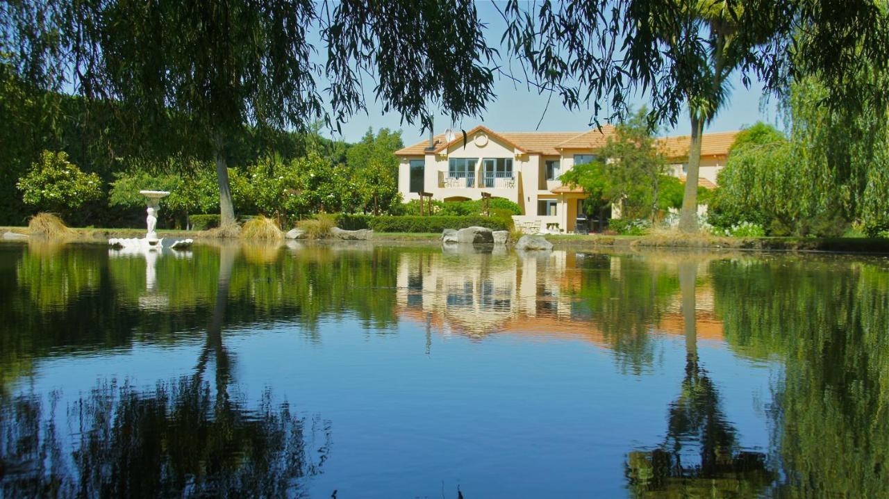 Tuscany Downs Estate Darfield Exterior foto